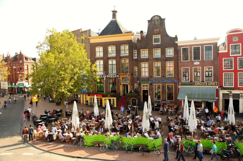 Minimumloon horeca loonschalen, uurloon en de cao